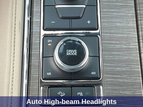 Used 2024 Ford Expedition Limited image 36