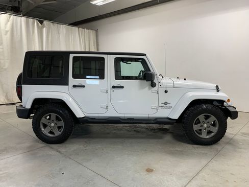 Used 2013 Jeep Wrangler Unlimited Sport AWD/4WD image 21