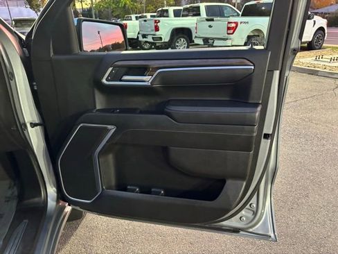 Certified 2025 Chevrolet Silverado 1500 LT image 26