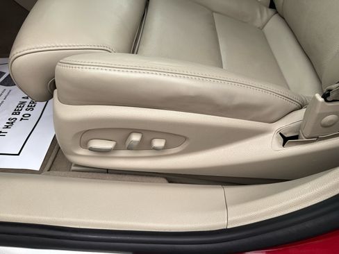 Used 2013 Cadillac XTS Premium image 10