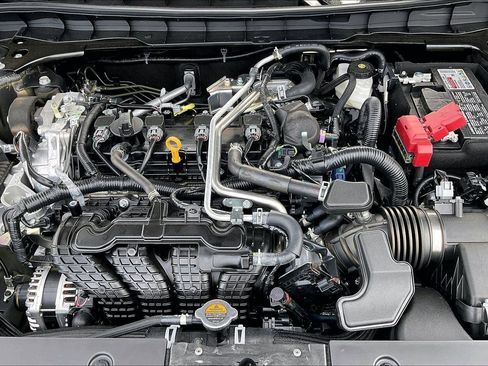 New 2026 Nissan Altima 2.5 SR FWD image 11