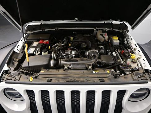 Used 2022 Jeep Wrangler Unlimited Sport image 40