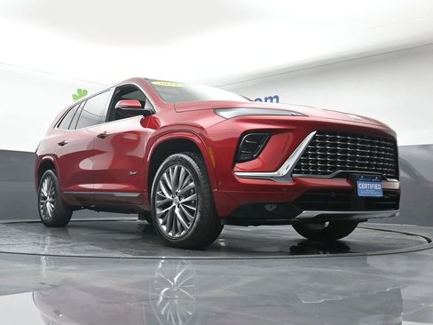 Certified 2025 Buick Enclave Avenir w/ Super Cruise Package image 31