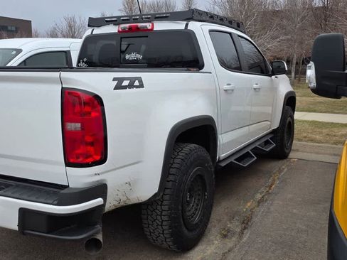 Used 2017 Chevrolet Colorado Z71 image 2