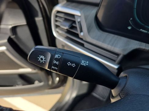 Used 2023 Kia Telluride EX w/ EX Captain's Chair Package image 26