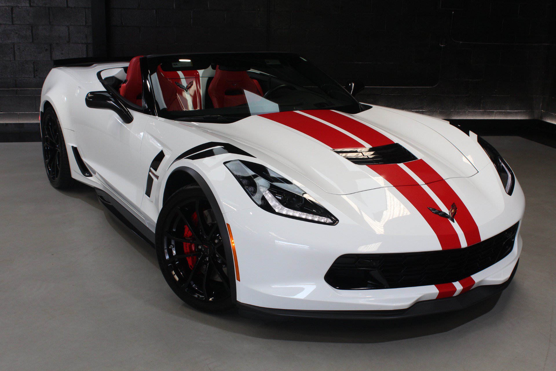 Used 2017 Chevrolet Corvette Grand Sport RWD image 11