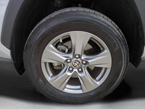 Used 2024 Toyota RAV4 LE AWD/4WD image 24