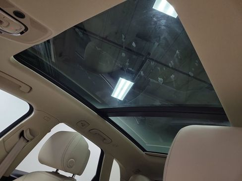 Used 2022 Audi Q5 2.0T Premium w/ Convenience Package image 14