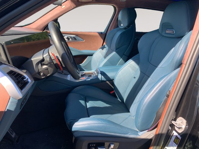 Used 2024 BMW XM w/ M Driver's Package AWD/4WD image 9
