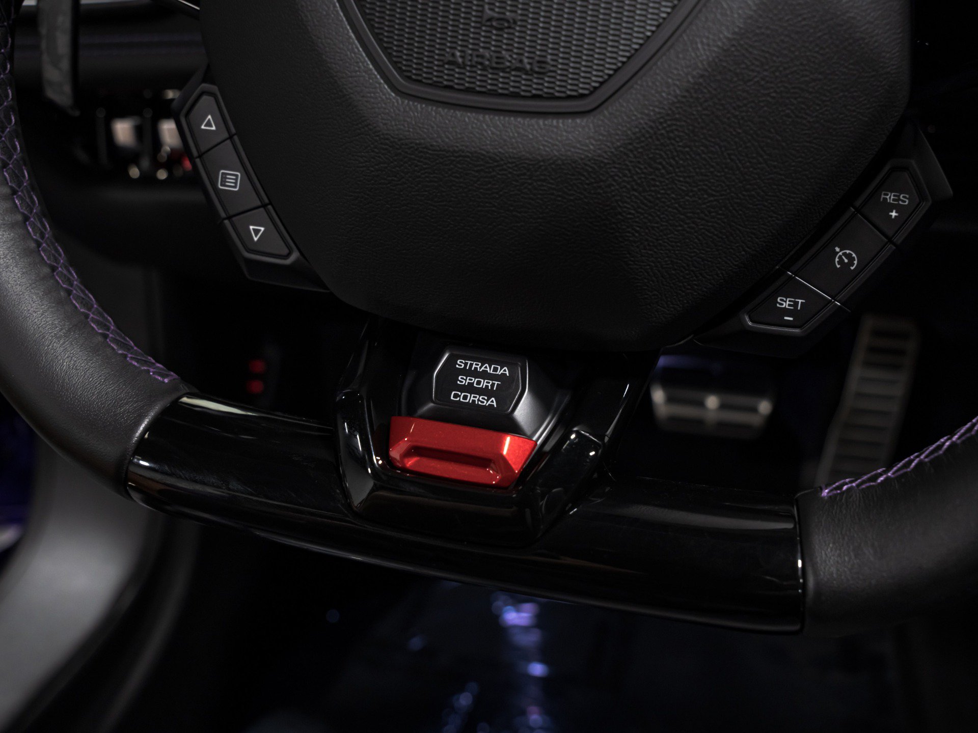 Used 2020 Lamborghini Huracan EVO AWD/4WD image 47