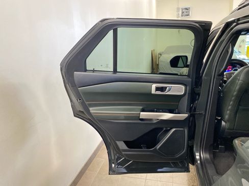 Used 2022 Ford Explorer Timberline w/ Timberline Technology Package image 9