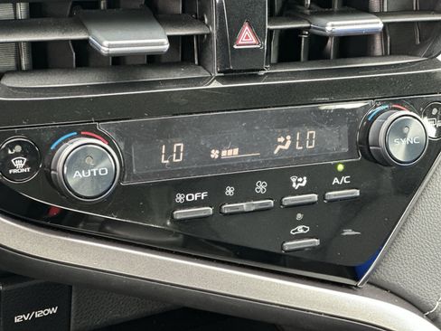 Used 2023 Toyota Camry XSE FWD image 22