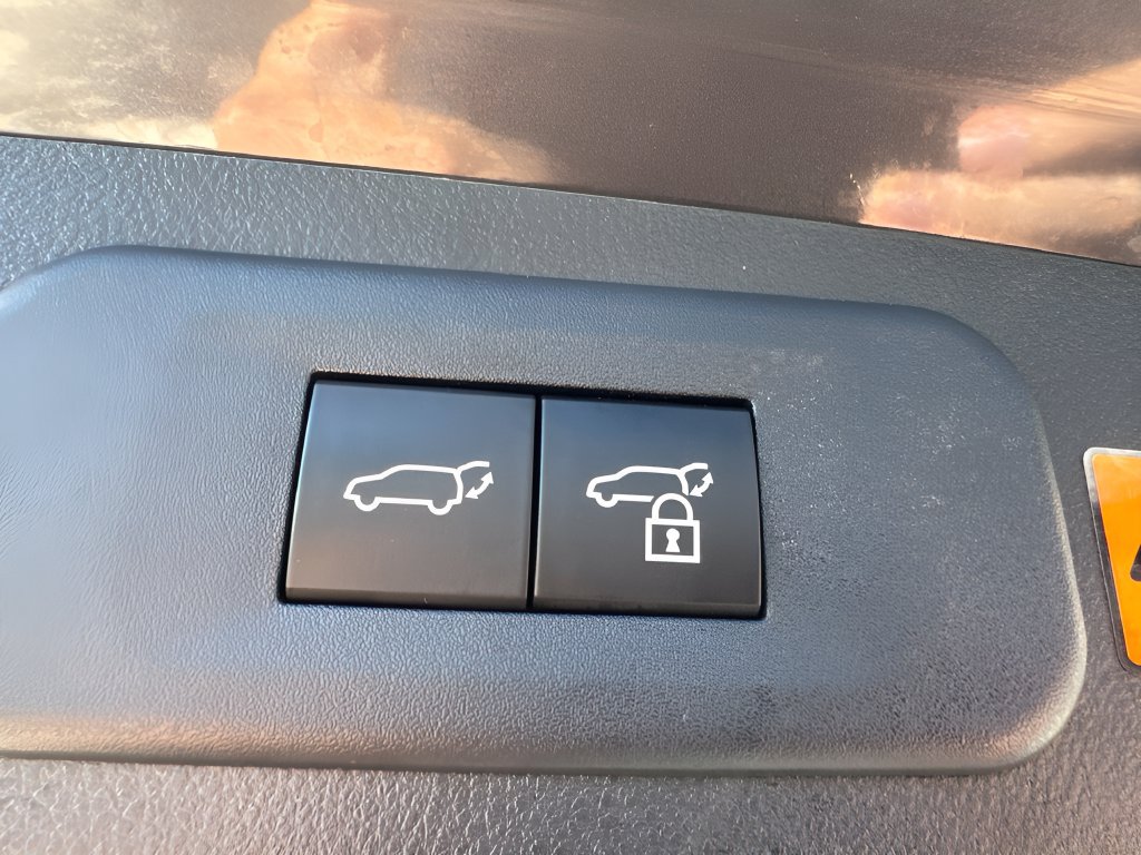 Used 2025 Lexus NX 350h AWD w/ Cold Area Package image 30