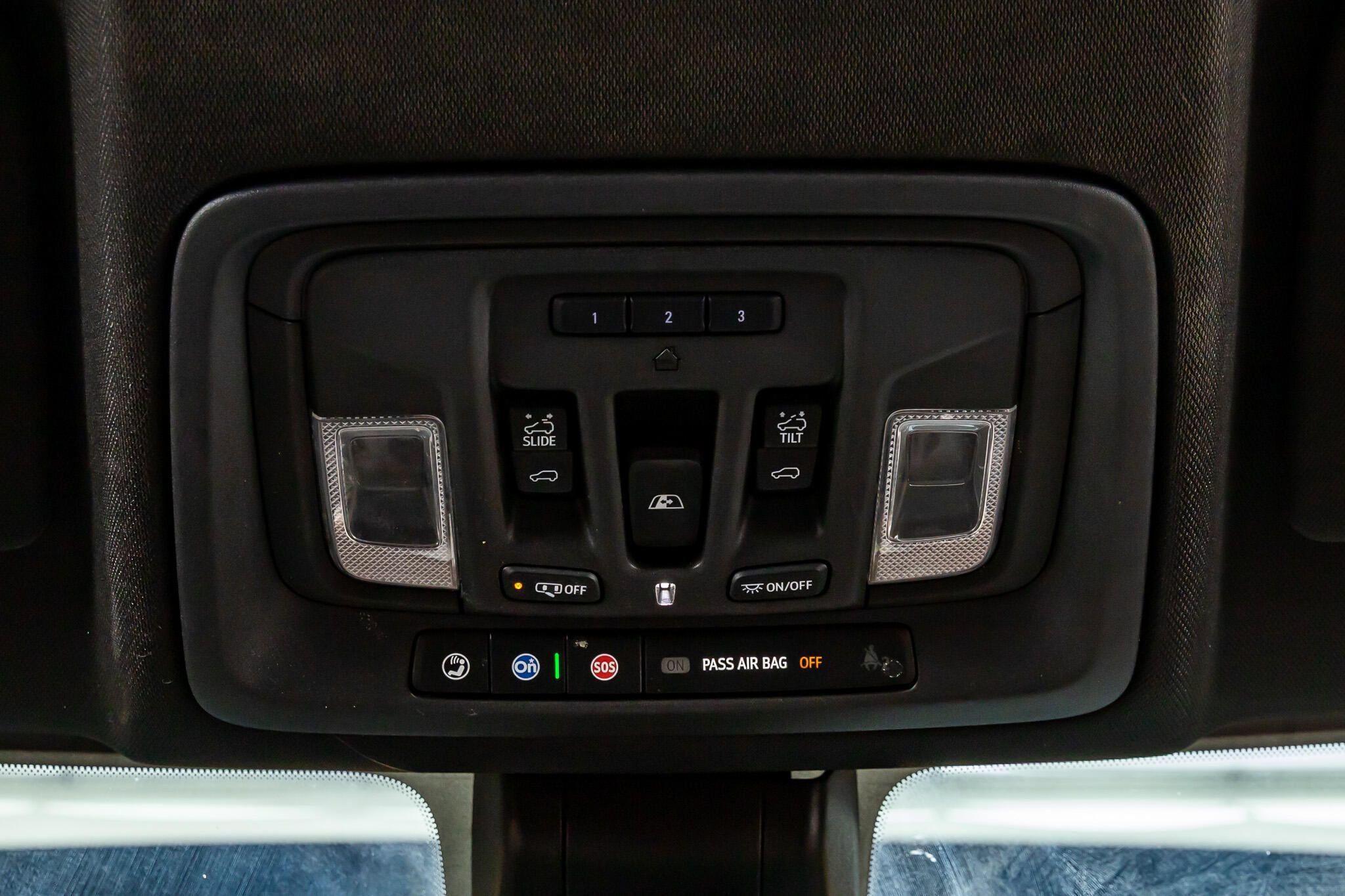 Used 2022 Chevrolet Silverado 3500 High Country w/ Safety Package II AWD/4WD image 29