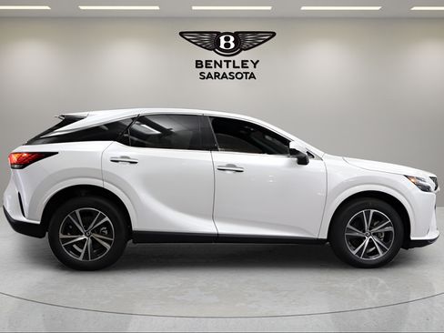 Used 2024 Lexus RX 350 FWD w/ Technology Package image 4