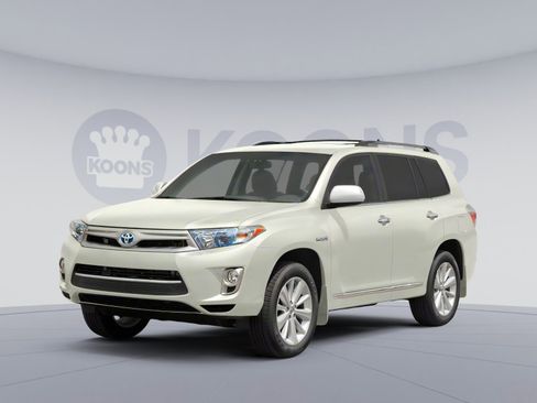 Used 2013 Toyota Highlander 4WD Hybrid w/ Leather Premium Pkg image 1