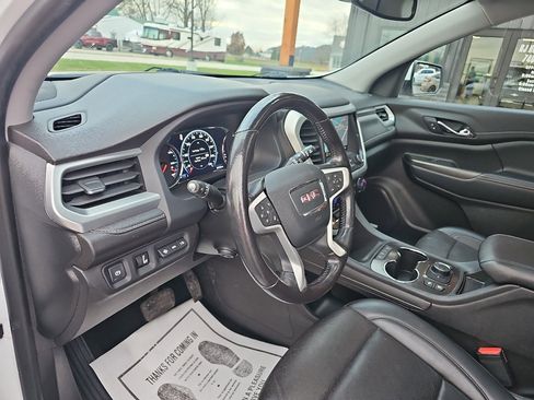 Used 2021 GMC Acadia SLT w/ Technology Package image 9