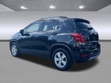 Used 2021 Chevrolet Trax LT w/ LT Convenience Package image 5