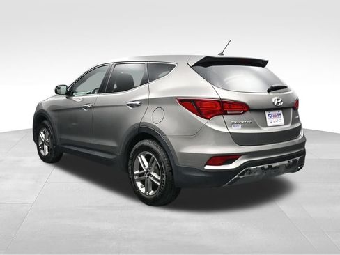 Used 2018 Hyundai Santa Fe Sport FWD image 3