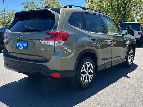 Certified 2024 Subaru Forester Premium AWD/4WD image 6