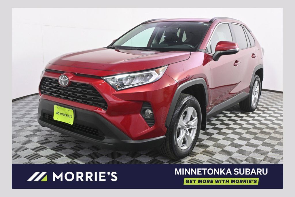 Used 2021 Toyota RAV4 XLE w/ Convenience Package AWD/4WD image 1