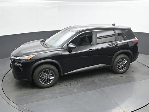 Used 2024 Nissan Rogue S AWD/4WD image 34