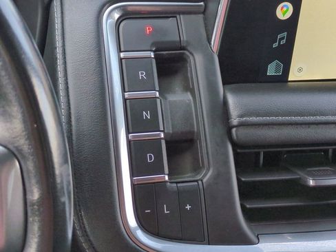 Used 2022 Chevrolet Suburban LT image 37