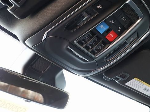 New 2025 Jeep Grand Cherokee Limited image 36