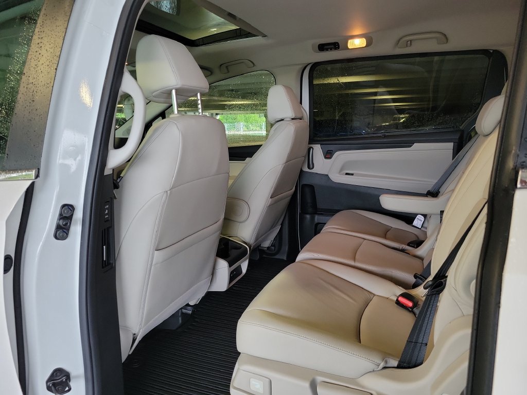 Certified 2026 Honda Odyssey EX-L image 13