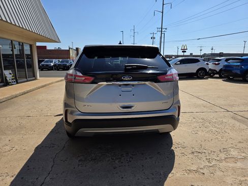 Used 2024 Ford Edge SEL image 7