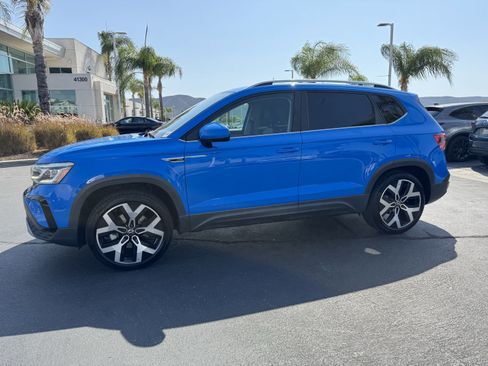 Used 2023 Volkswagen Taos SEL AWD/4WD image 6