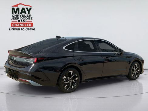Used 2025 Hyundai Sonata SEL FWD image 7