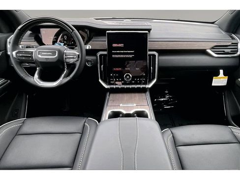 New 2026 GMC Acadia Denali w/ Super Cruise Package image 5