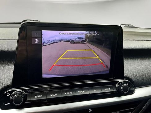 Used 2022 Kia Forte LXS image 17