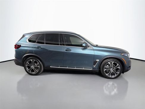 New 2026 BMW X5 xDrive40i w/ Executive Package AWD/4WD image 5