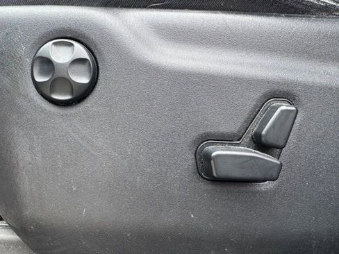 Used 2020 Jeep Grand Cherokee Altitude image 15