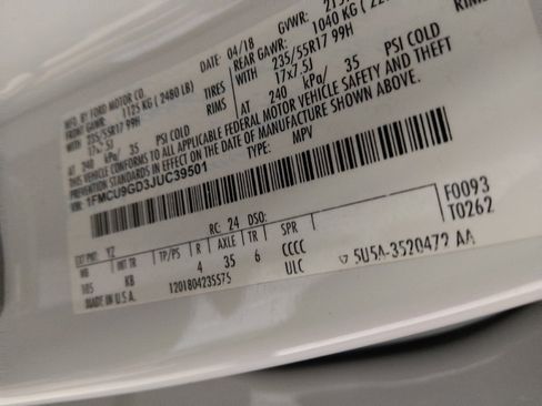 Used 2018 Ford Escape SE image 33