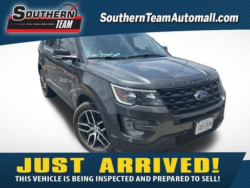 Used 2017 Ford Explorer Sport w/ Equipment Group 401A AWD/4WD image 1