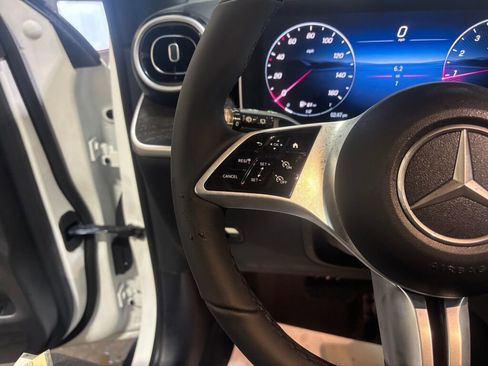 New 2026 Mercedes-Benz GLC 300 GLC 300 image 11