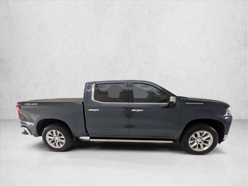 Used 2019 Chevrolet Silverado 1500 LTZ w/ Technology Package AWD/4WD image 4