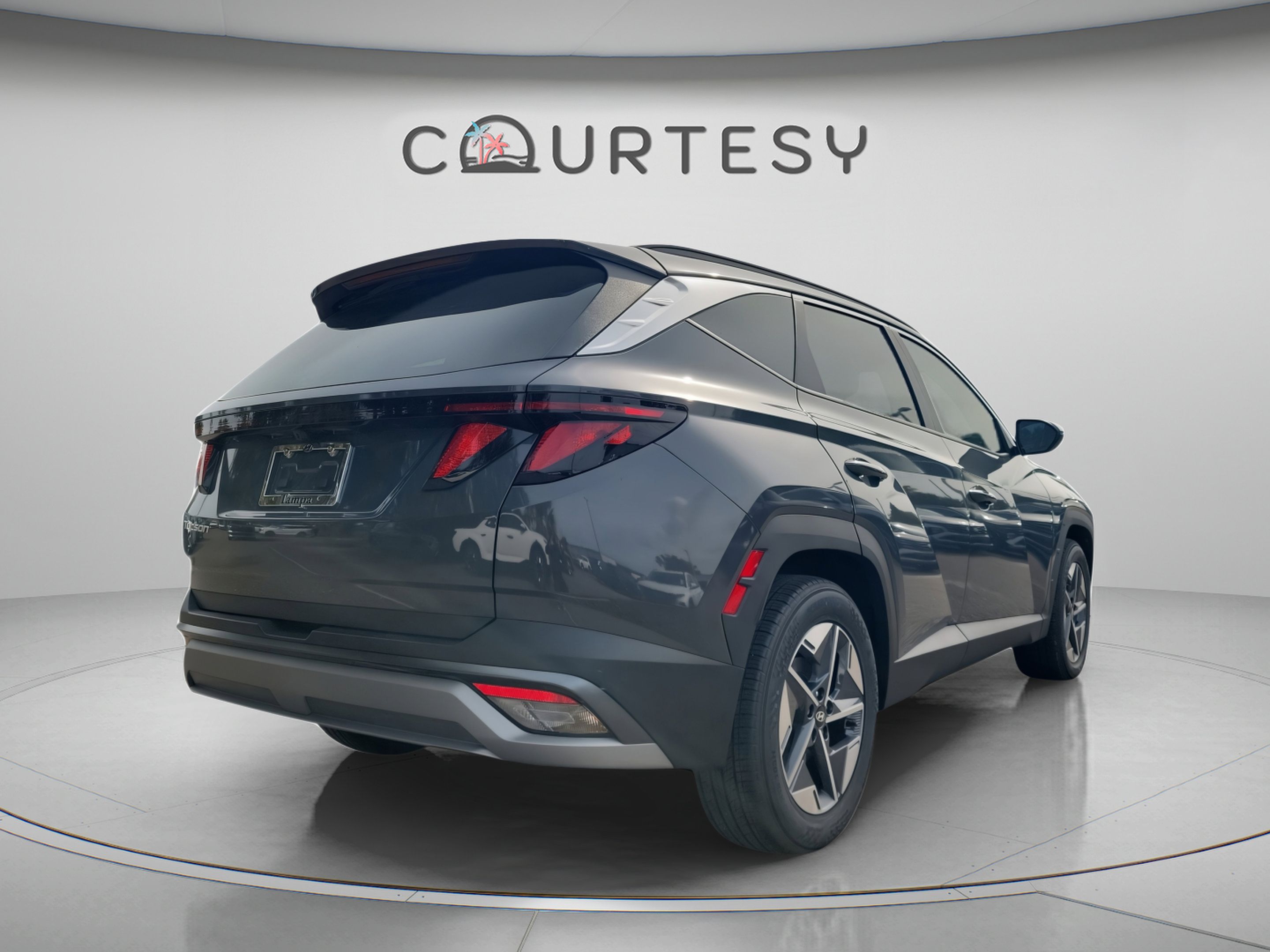 New 2026 Hyundai Tucson SEL Plus FWD image 3