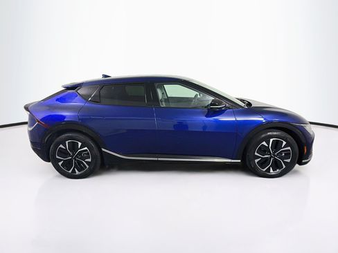 Used 2024 Kia EV6 Wind RWD image 10