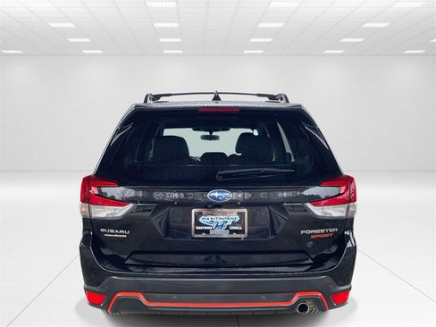 Used 2022 Subaru Forester Sport image 5