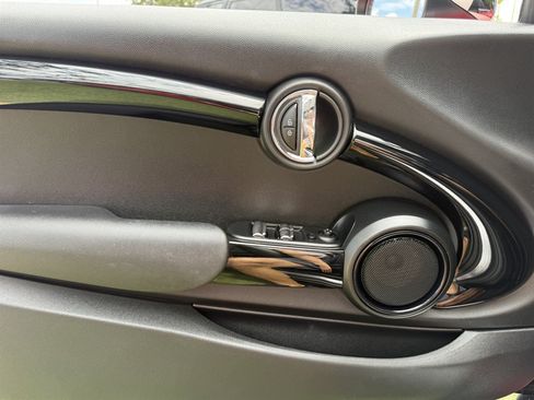 Used 2019 MINI Cooper Convertible FWD image 30