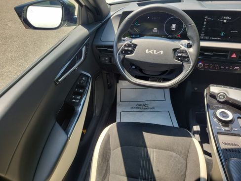 Used 2022 Kia EV6 GT-Line w/ GT-Line Suede Seat Package AWD/4WD image 19