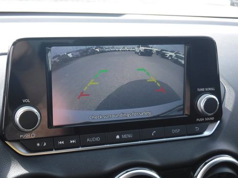 Used 2025 Nissan Sentra S image 14