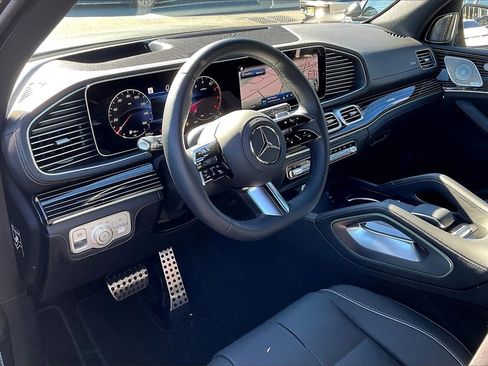 New 2025 Mercedes-Benz GLS 450 4MATIC image 6