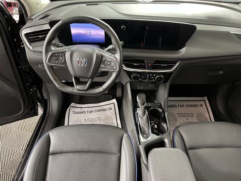 Used 2025 Buick Encore GX Sport Touring w/ Comfort Package AWD/4WD image 9