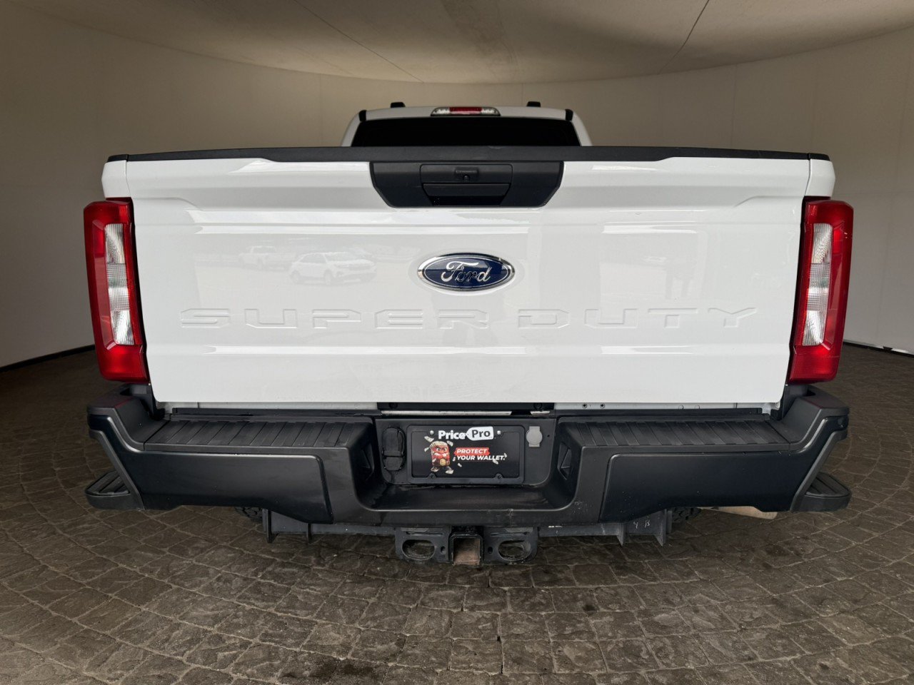 Used 2024 Ford F250 XL AWD/4WD image 7