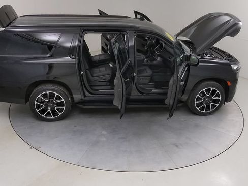 Used 2024 Chevrolet Suburban RST w/ Luxury Package AWD/4WD image 50